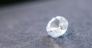 Erinnerungsdiamant • Bücken-Brendt Bestattungen in Eschweiler